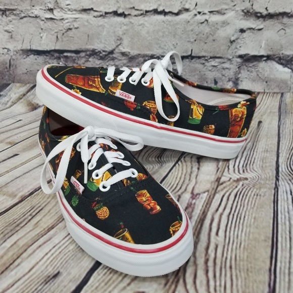 pineapple vans black